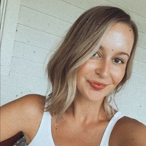 Meet your Posher, Joanna